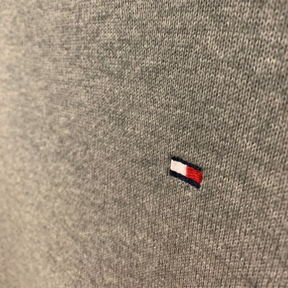 Tommy Hilfiger Gray Crewneck Sweater - Picture 3 of 9